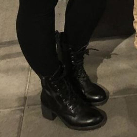 Sun + Stone Sloanie Lace-Up Lug Sole Hiker Booties - Picture 5 of 6